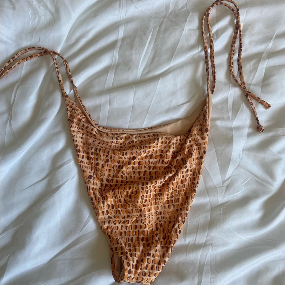L*Space Leopard Tie Side Bikini Bottom Large NWOT